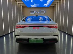 2026 BYD Seal 07 PHEV 1.5T 230km Flagship, белый — фото 16