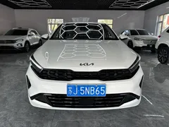 2023 Kia Cerato 1.5L CVT Luxury, белый — фото 1