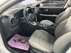 2023 Kia Cerato 1.5L CVT Luxury, белый — фото 8