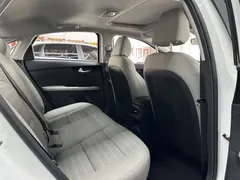 2023 Kia Cerato 1.5L CVT Luxury, белый — фото 15