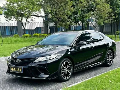2021 Toyota Camry 2.5S Fashion