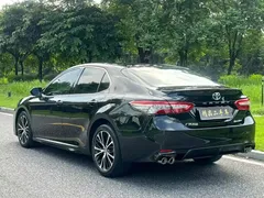 2021 Toyota Camry 2.5S Fashion, чёрный — фото 8