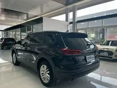 2021 Volkswagen Touareg 2.0TSI, синий — фото 5