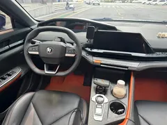 2022 Changan UNI-V 1.5T — фото 18
