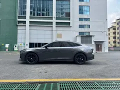2022 Changan UNI-V 1.5T — фото 43