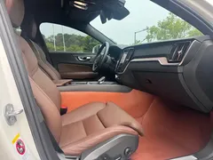 2024 Volvo S60 B4 Luxury, белый — фото 5