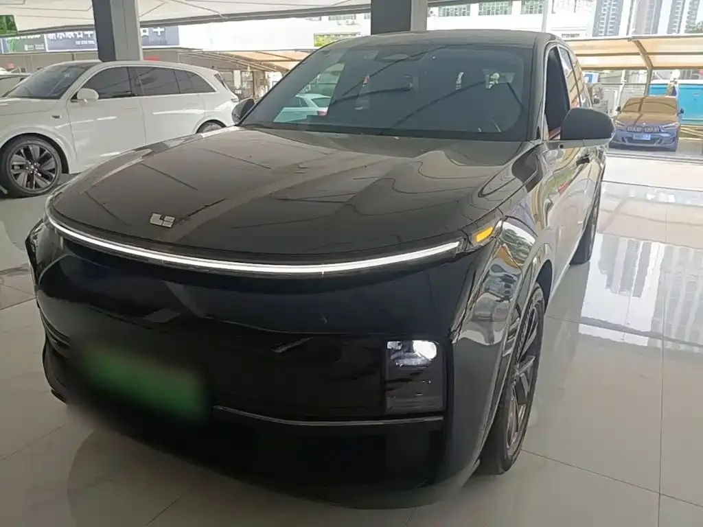 2023 Li Auto L8 Air