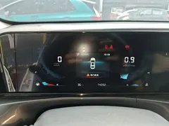 2020 Changan Eado PLUS 1.4T GDI DCT Premium, белый — фото 12