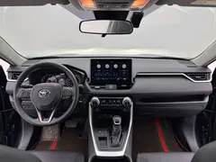 2021 Toyota Wildlander 2.0L CVT 2WD Luxury, чёрный — фото 2