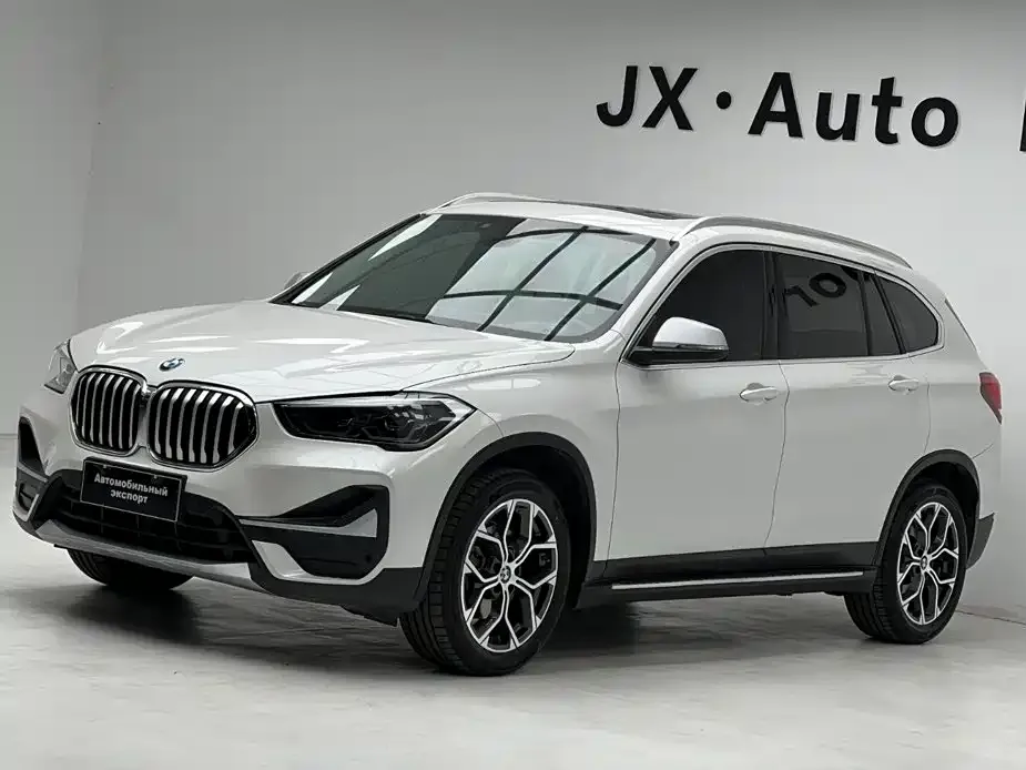 2022 BMW X1