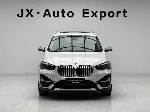 2022 BMW X1