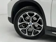 2022 BMW X1, белый — фото 13