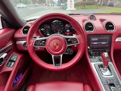 2020 Porsche 718 Boxster 2.0T, белый — фото 11
