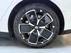 2024 Xiaomi SU7 RWD Long Range Advanced ADAS Pro, белый — фото 23