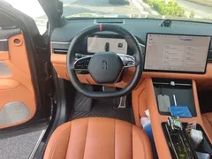 2024 Aito M7 1.5T RWD Smart Driving Ultra 6-seat, чёрный — фото 11