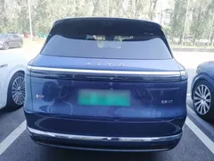2026 Aito M7 EREV Ultra 4WD 5-seat 192-line Lidar, синий — фото 6
