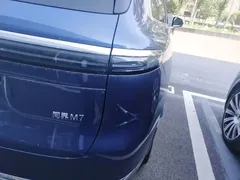 2026 Aito M7 EREV Ultra 4WD 5-seat 192-line Lidar, синий — фото 8