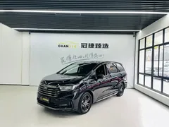 2022 Honda Odyssey 2.0L e:HEV, чёрный — фото 1
