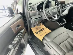 2022 Honda Odyssey 2.0L e:HEV, чёрный — фото 5