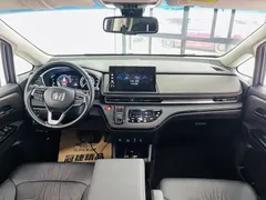 2022 Honda Odyssey 2.0L e:HEV, чёрный — фото 7