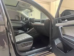 2023 Volkswagen Tayron 280TSI 2WD Luxury Plus Advanced, чёрный — фото 10