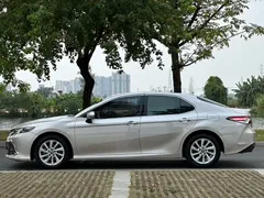 2021 Toyota Camry 2.0G Luxury, белый — фото 8