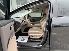 2025 Li Auto i8 Standard, чёрный — фото 3