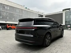 2025 Li Auto i8 Standard, чёрный — фото 9