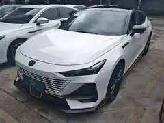 2023 Changan UNI-V 1.5T Sport, белый — фото 1