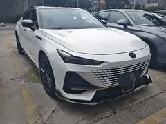 2023 Changan UNI-V 1.5T Sport, белый — фото 3