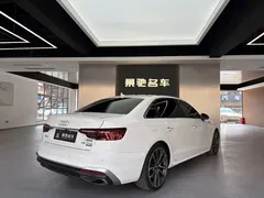 2020 Audi A4L 45 TFSI quattro Sport, белый — фото 9