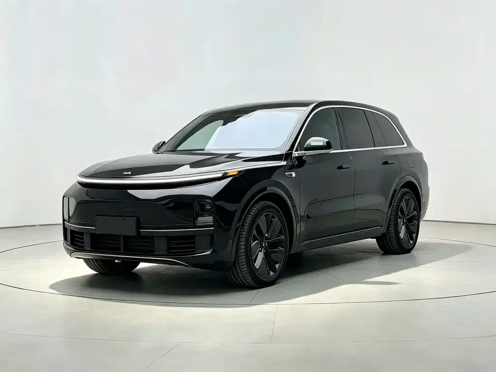 2023 Li Auto L8