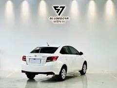 2022 Toyota Yaris L Zhixiang L 1.5L CVT Leading Plus, белый — фото 9