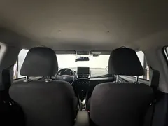 2022 Toyota Yaris L Zhixiang L 1.5L CVT Leading Plus, белый — фото 13