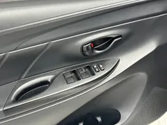 2022 Toyota Yaris L Zhixiang L 1.5L CVT Leading Plus, белый — фото 19