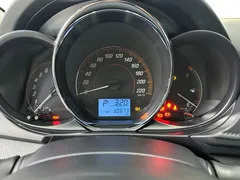 2022 Toyota Yaris L Zhixiang L 1.5L CVT Leading Plus, белый — фото 22