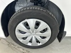 2022 Toyota Yaris L Zhixiang L 1.5L CVT Leading Plus, белый — фото 24