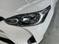 2022 Toyota Yaris L Zhixiang L 1.5L CVT Leading Plus, белый — фото 26