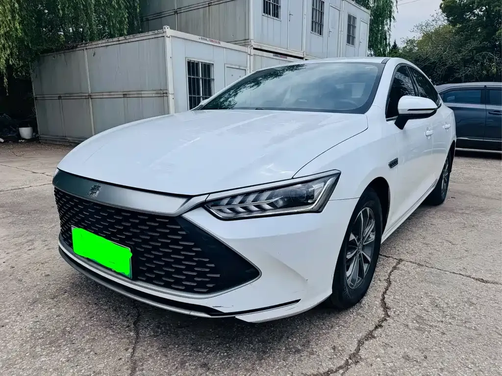 2024 BYD Qin PLUS Honor DM-i PHEV 55km Leading