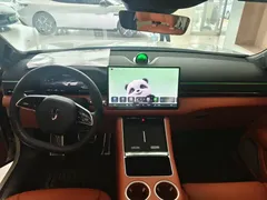 2025 Aito M5 EREV Ultra 2WD, белый — фото 5