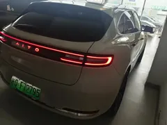 2025 Aito M5 EREV Ultra 2WD, белый — фото 9