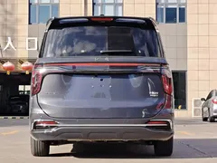 2026 Hongqi HQ9 2.0T 4WD Premium — фото 6