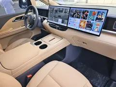 2026 Hongqi HQ9 2.0T 4WD Premium — фото 16