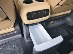 2026 Hongqi HQ9 2.0T 4WD Premium — фото 18
