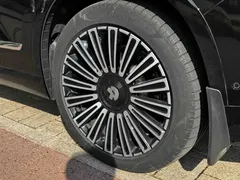 2026 Nio ES8 6-seat Executive Luxury, чёрный — фото 23