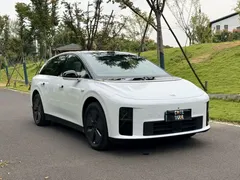 2025 Li Auto i6 2WD Standard, белый — фото 3