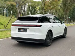 2025 Li Auto i6 2WD Standard, белый — фото 4