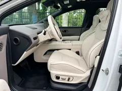 2025 Li Auto i6 2WD Standard, белый — фото 11