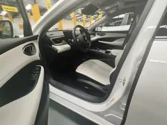 2025 BYD Seal 05 PHEV 120KM Smart Driving Flagship, белый — фото 3
