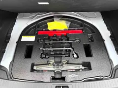 2022 Toyota Levin 185T CVT Luxury, белый — фото 12